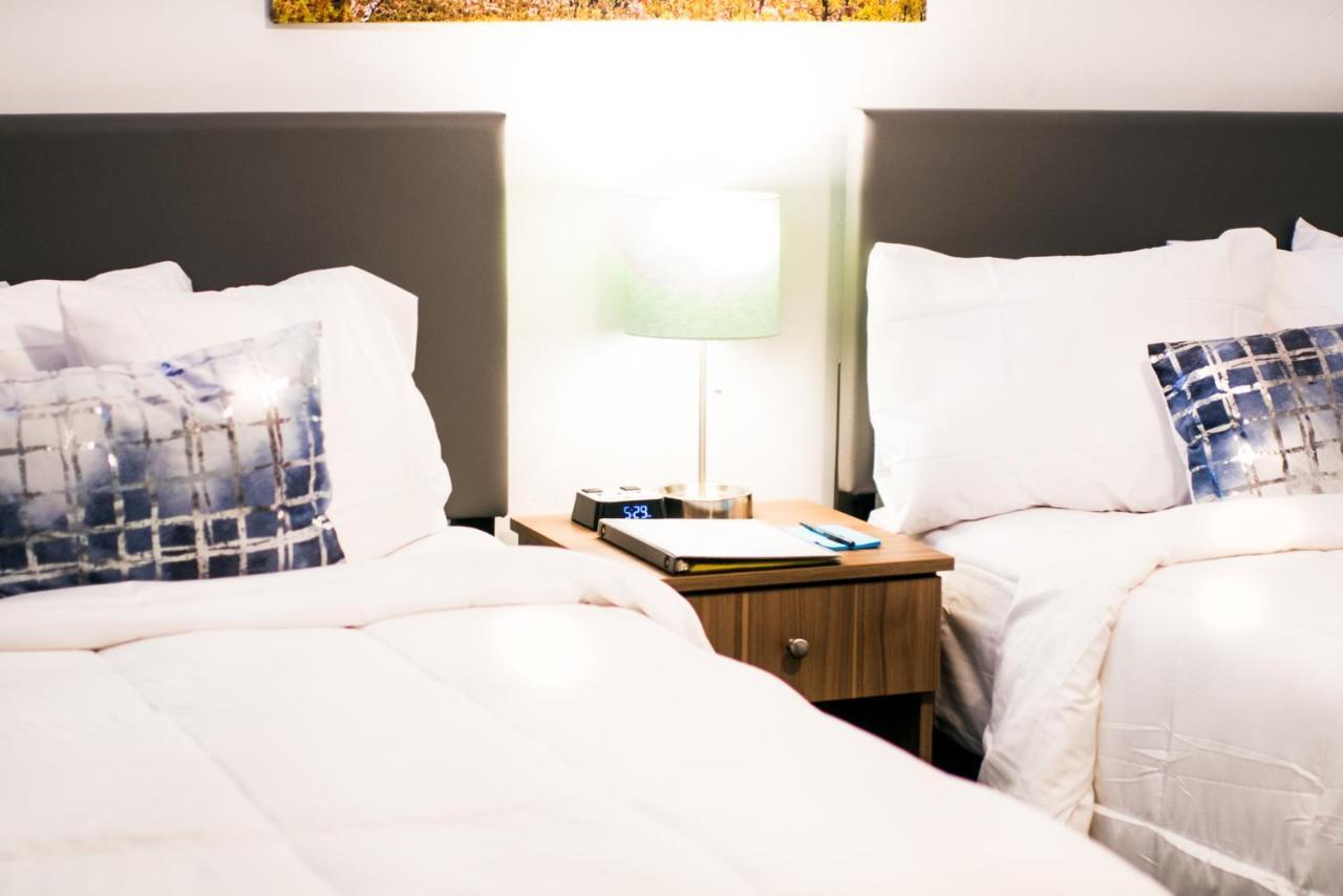 Deluxe Queen Room Two Queen Beds