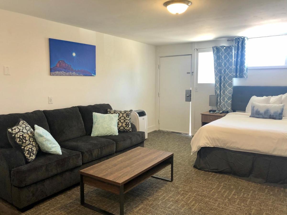 Two-Bedroom Suite