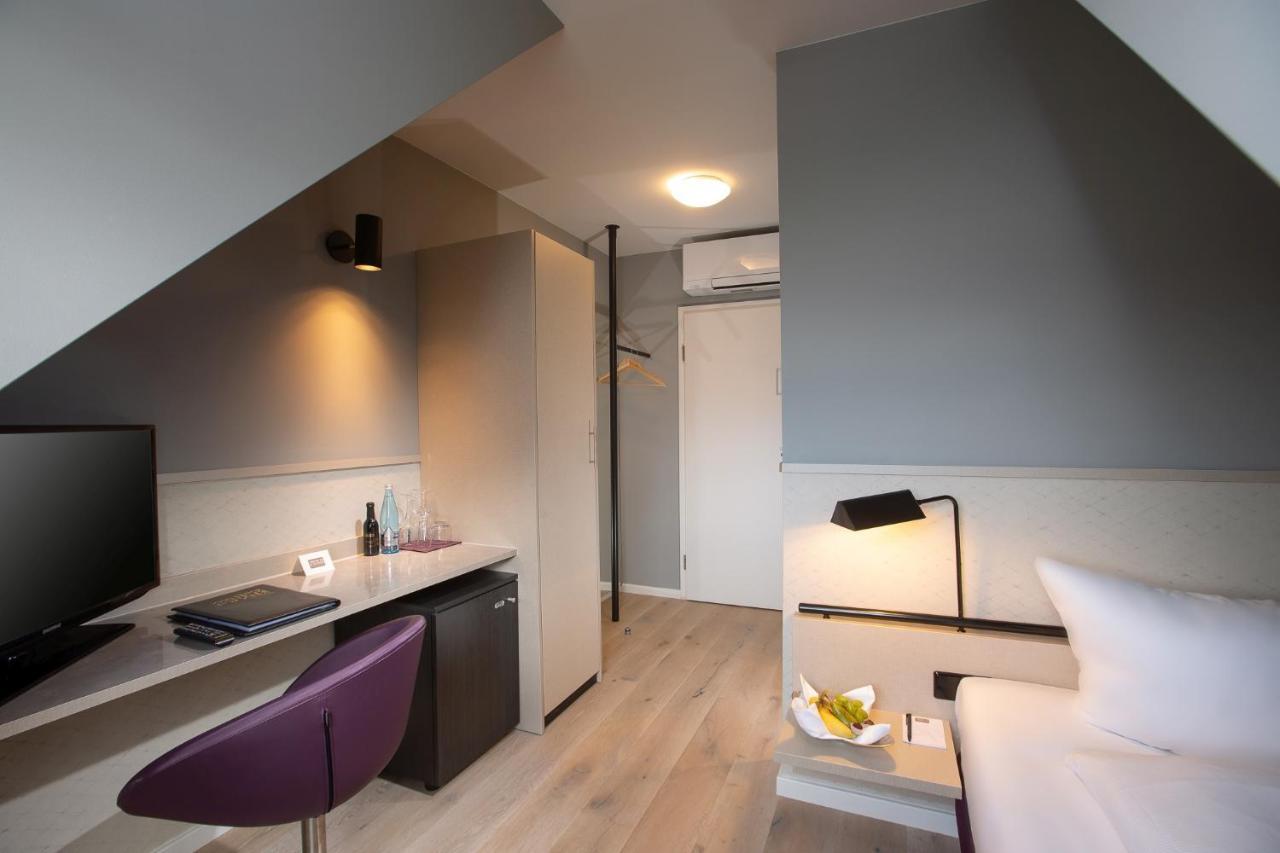 Economy Single Room
