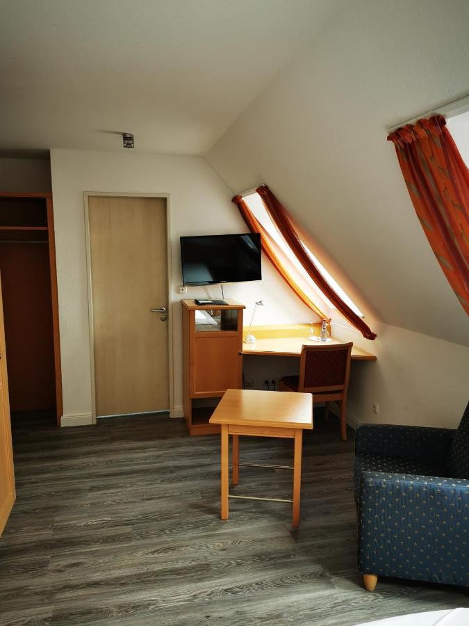 Zweibettzimmer mit Bad
