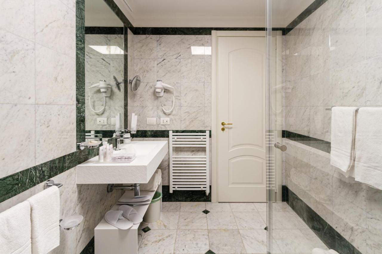 Deluxe Double or Twin Room Balcony