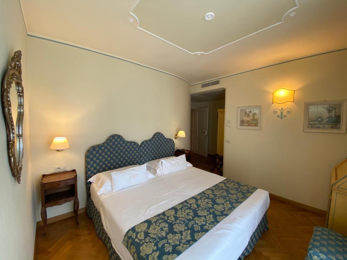 Classic Double or Twin Room
