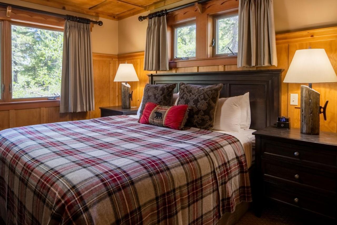 Deluxe Two-Bedroom Cabin