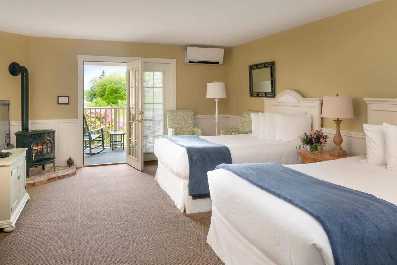 Partial Ocean View Room Two Queen Beds