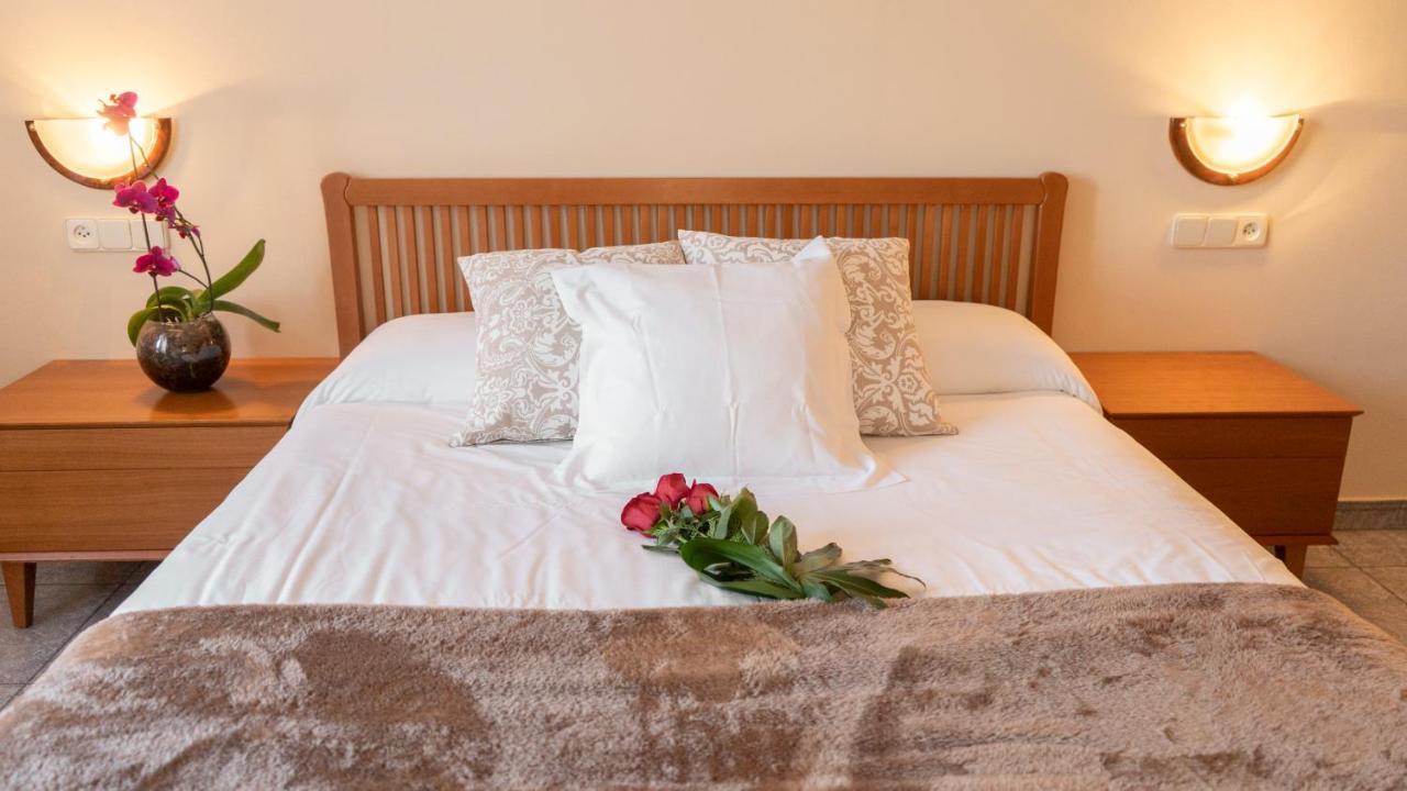 Double Room Mountain View