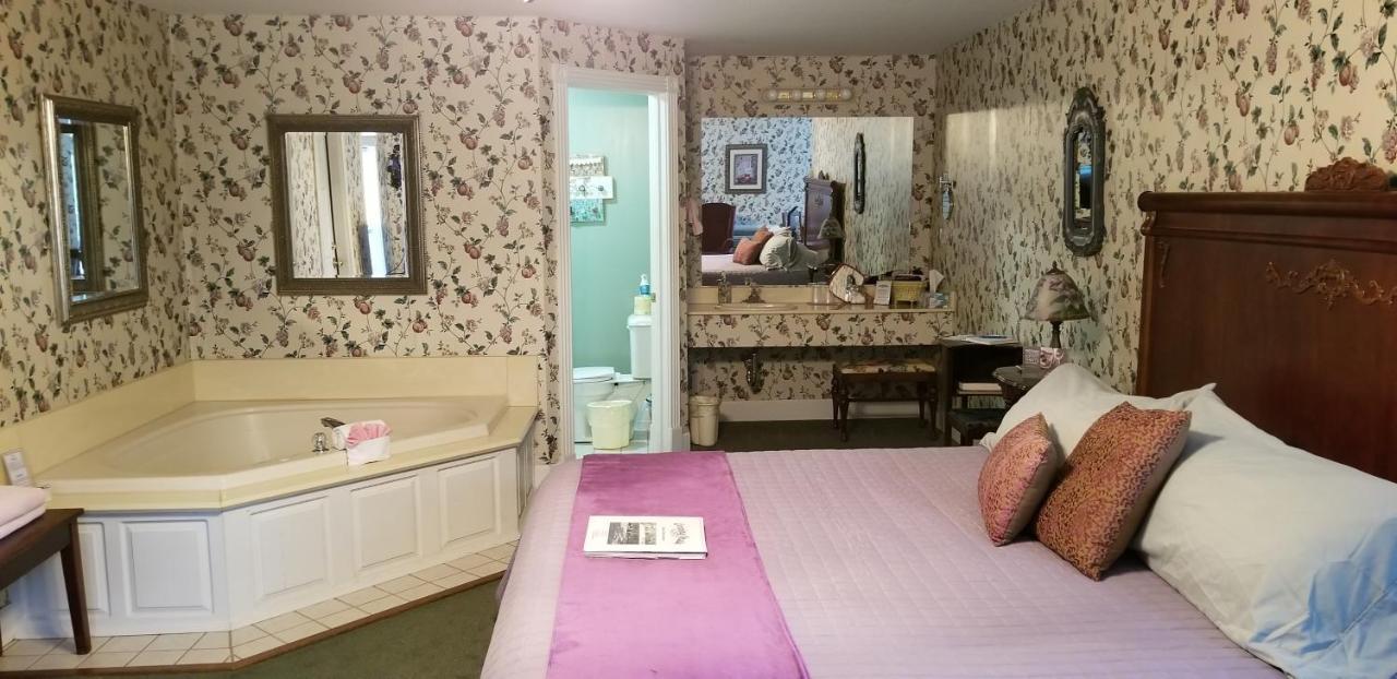 Magnolia Suite