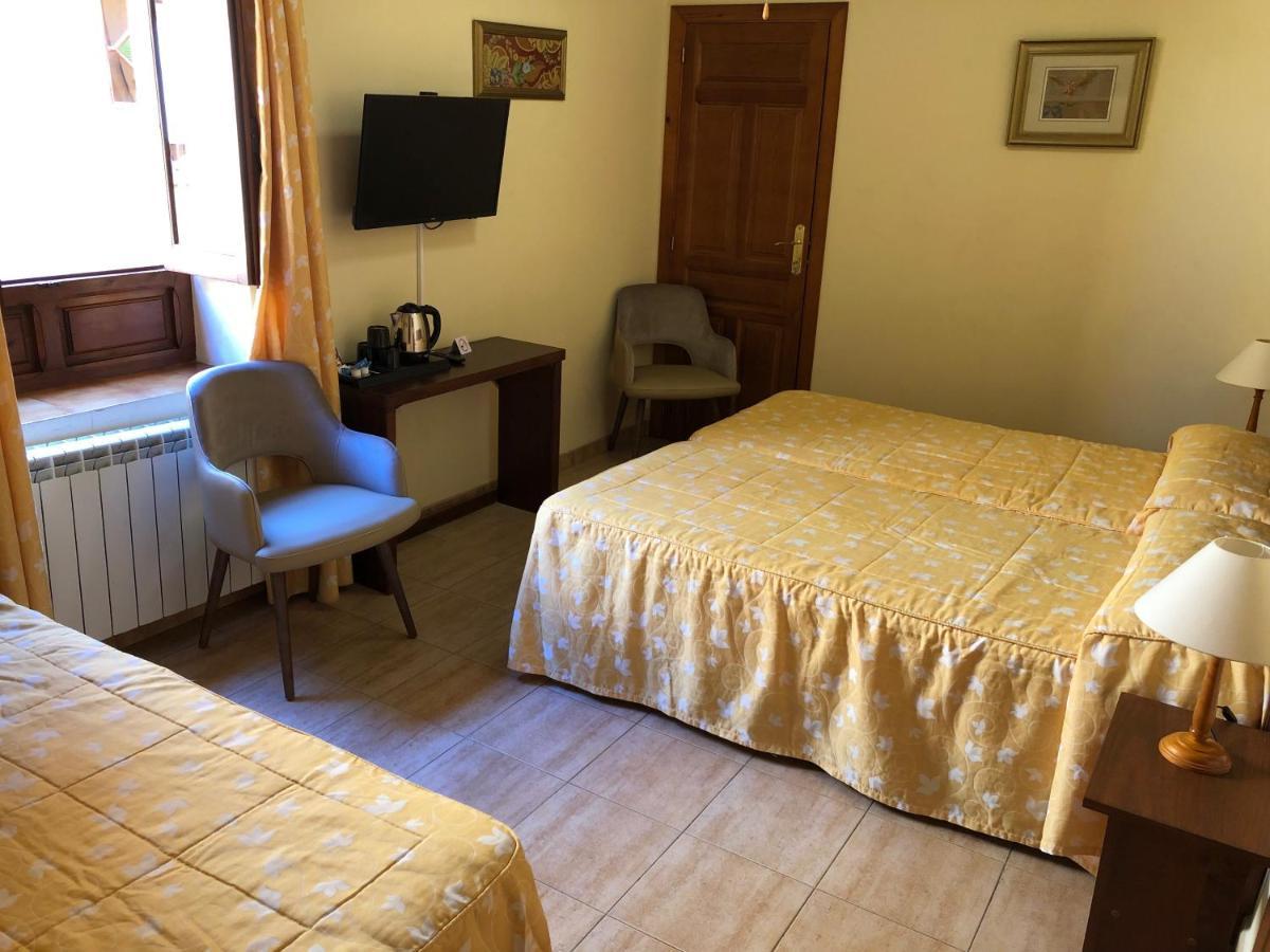 Triple Room,1155874614:JPEG