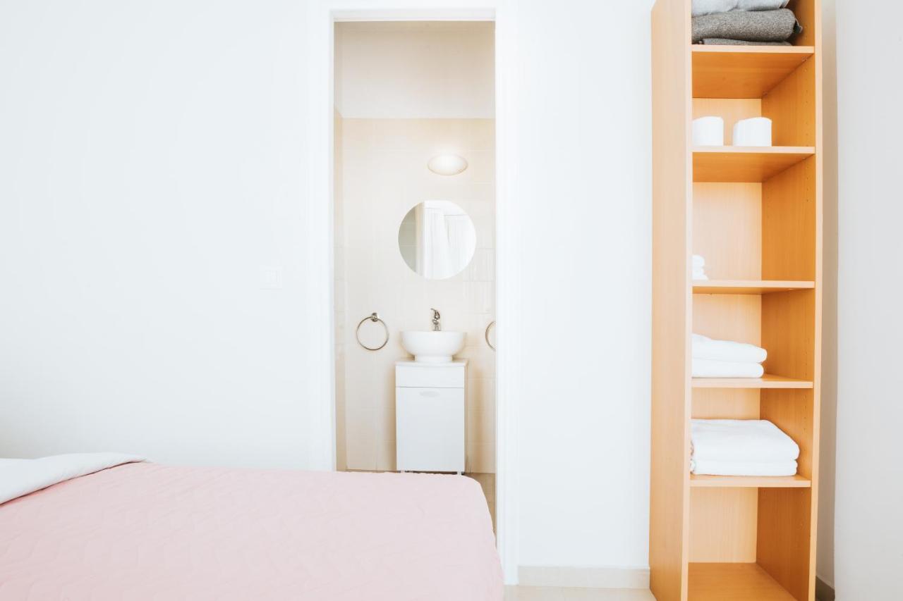 Estudio Familiar Deluxe con zona de cocina y balcón