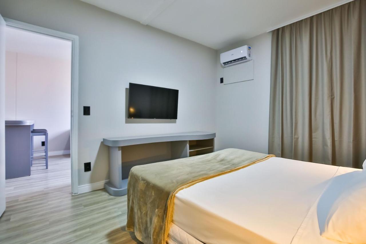 Superior Queen Suite