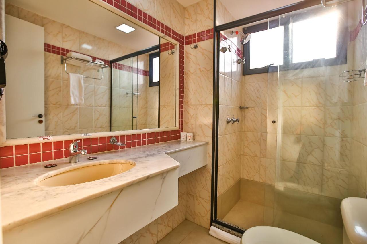 Superior Triple Suite 3 single beds