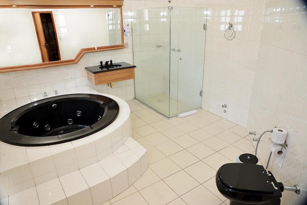 Deluxe Double Room Bath