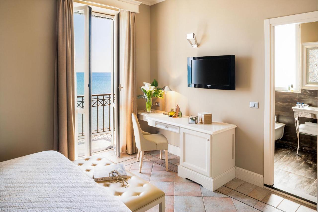 Double Room Balcony Sea View