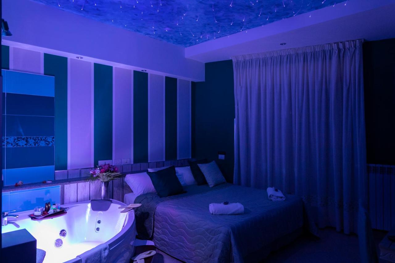 Junior Suite Spa Bath