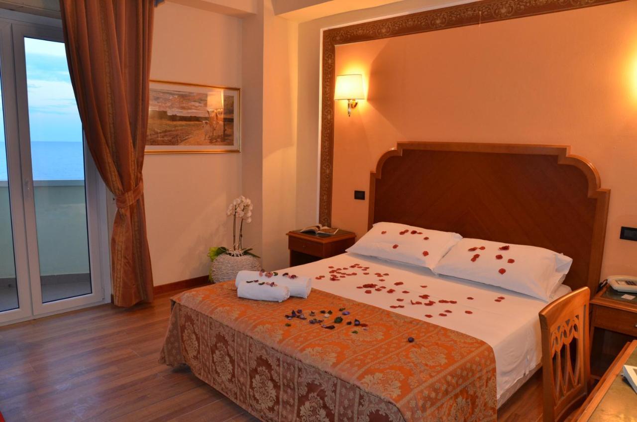 Double Room Sea View