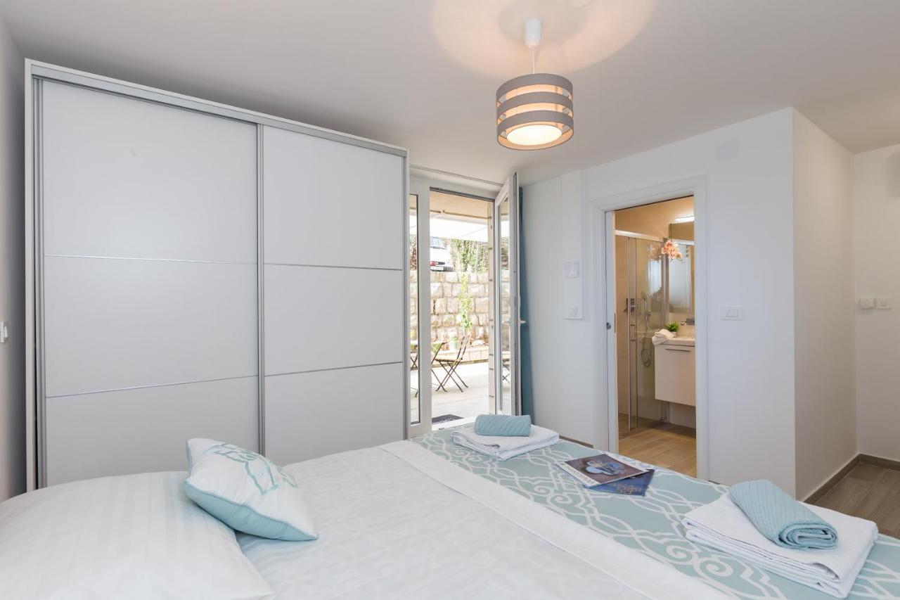 Chambre Double ou Lits Jumeaux avec Terrasse - Vue sur Jardin