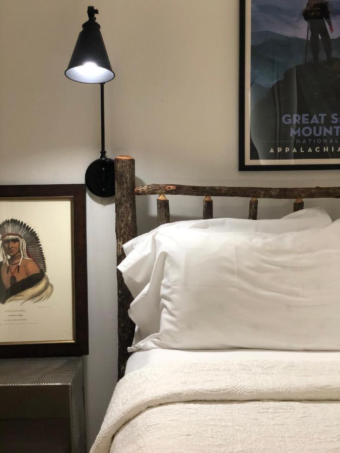 Bunkhouse Standard King