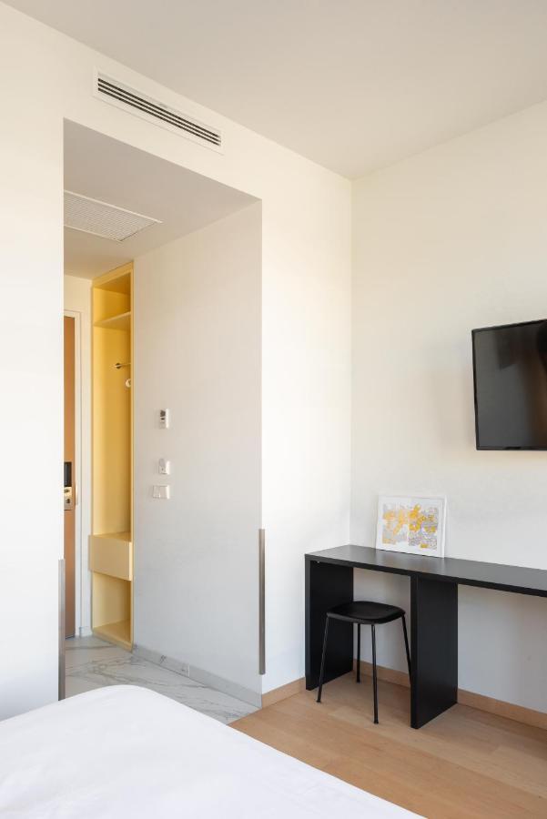 Smart Room M