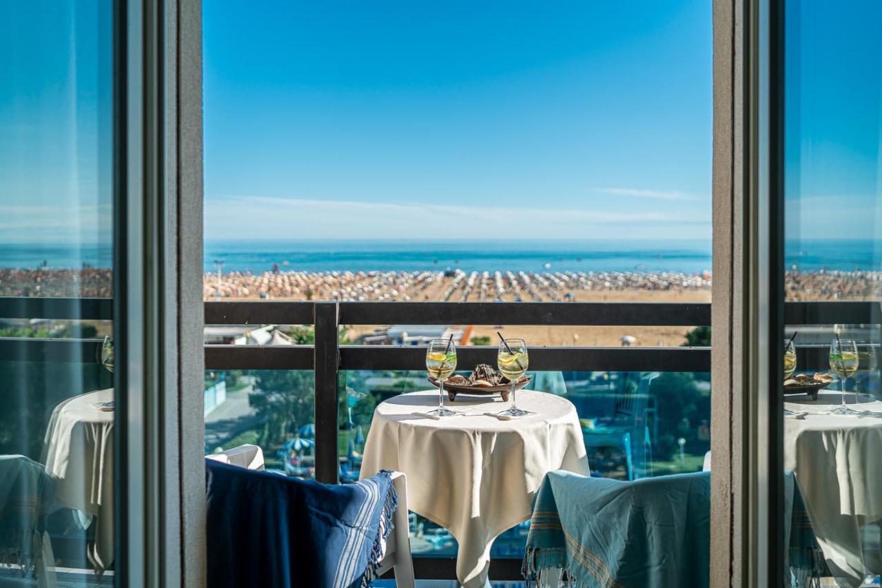 Vierbettzimmer mit Meerblick