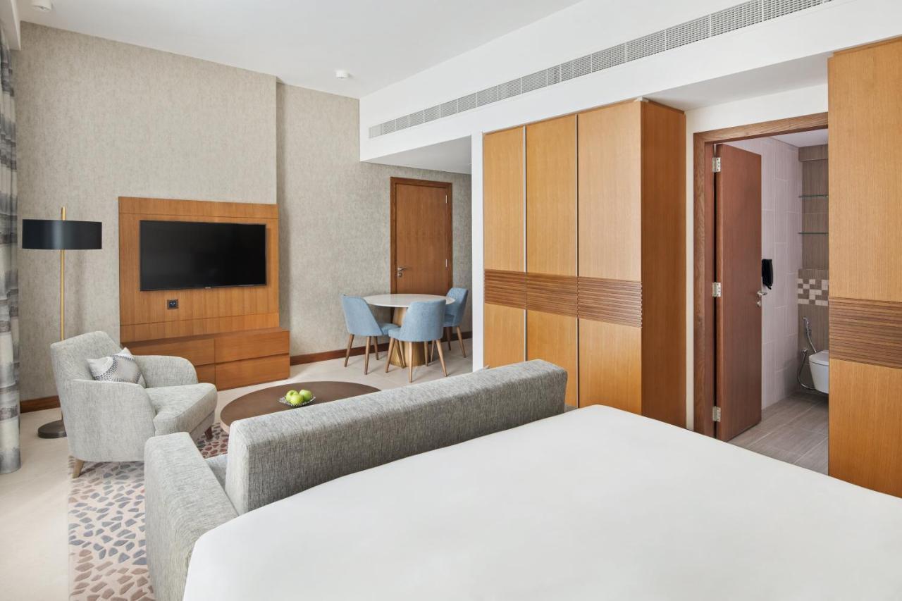 King Studio Suite City View