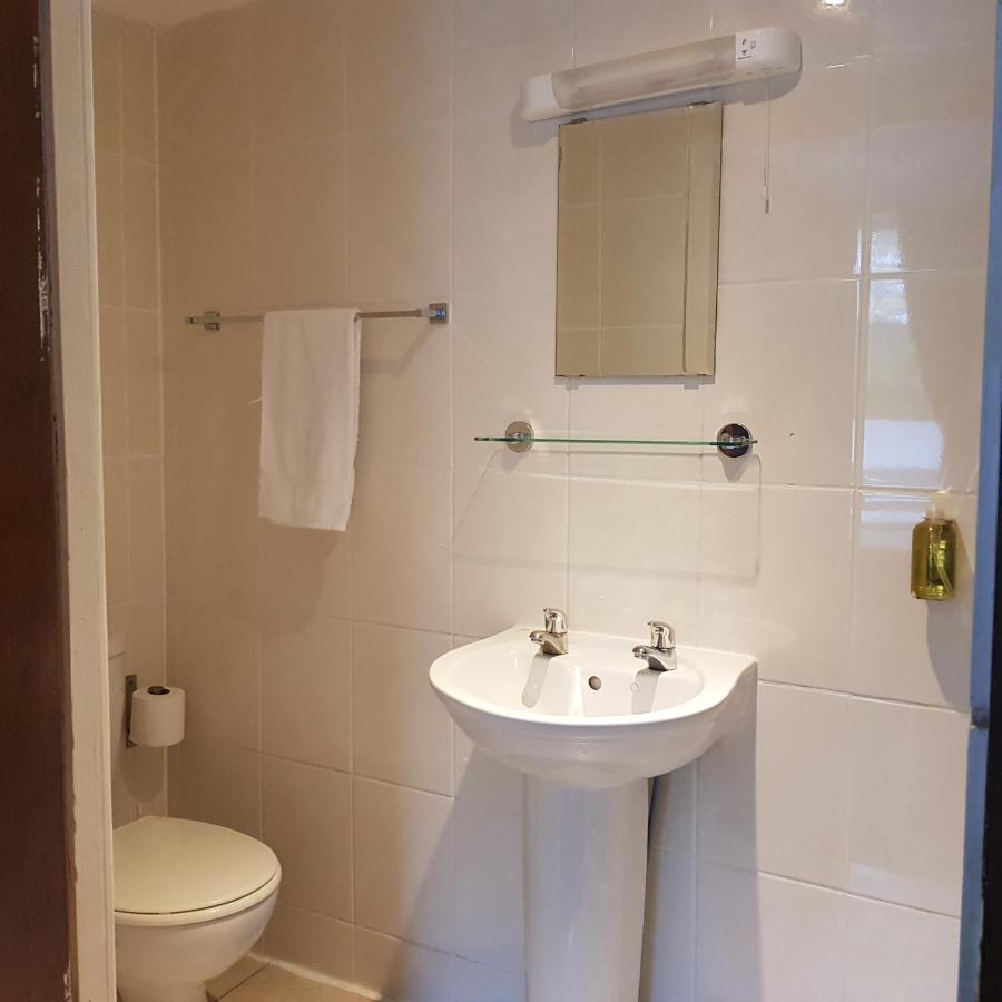 Chambre Familiale avec Douche