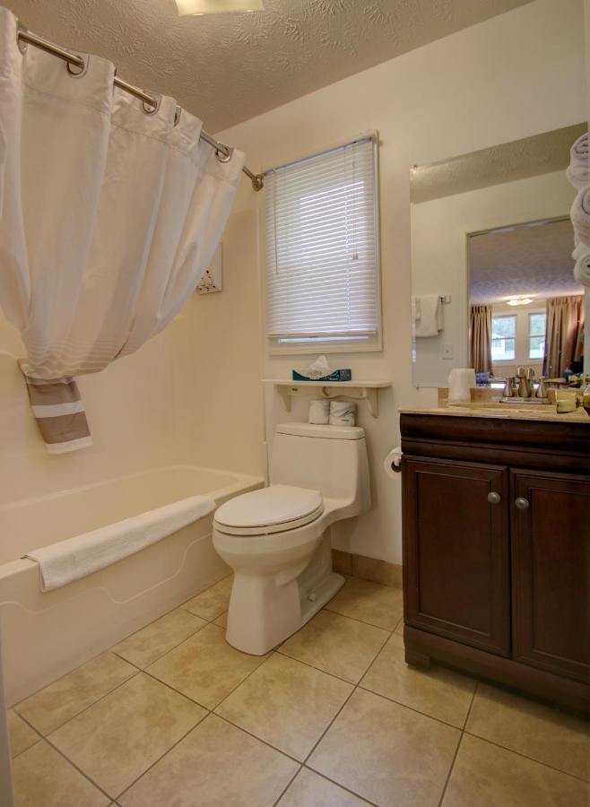 Queen Double Room