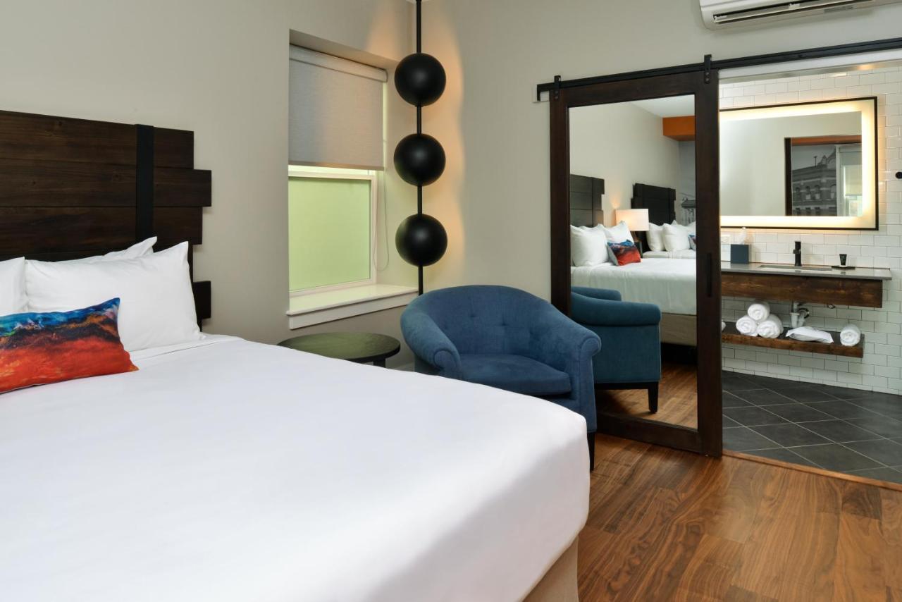2 Queen Standard Room City View