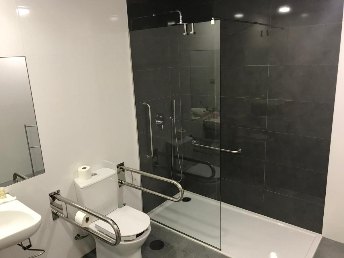 Twin Room Disability Access