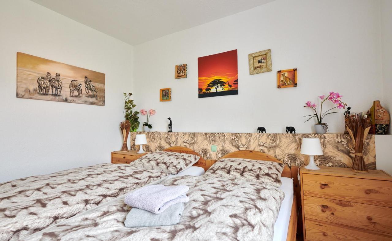 Doppelzimmer mit eigenem externen Bad