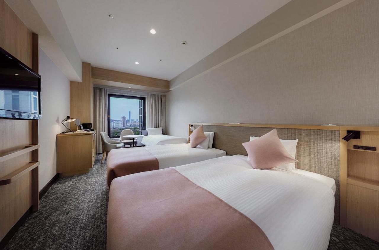 Deluxe Twin Room (30sqm) with Sofa Bed for 3 people - Non-Smoking - High Floor