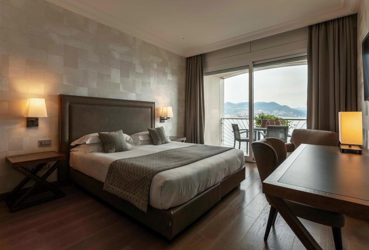 Deluxe Double or Twin Room with Lake View,1310368045:JPEG