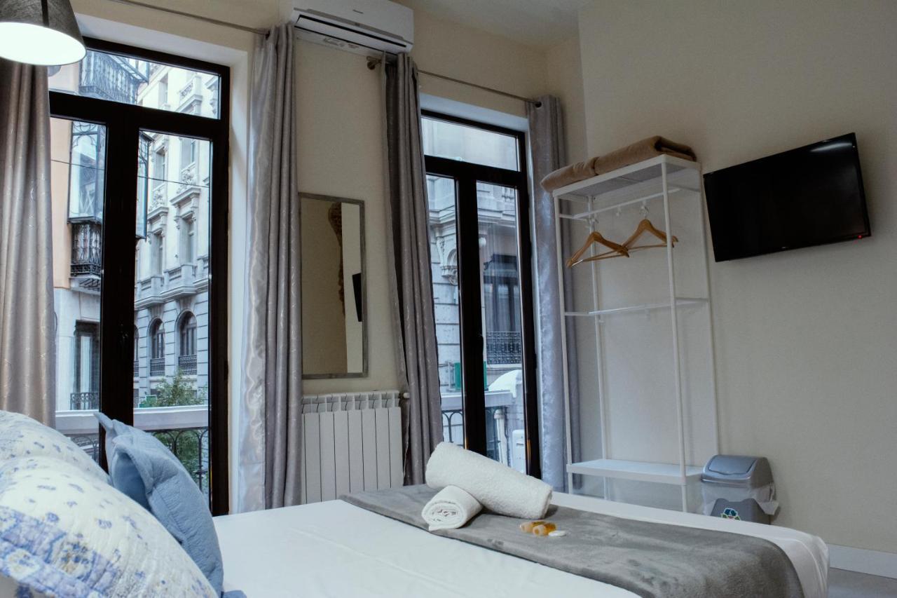 Standard Double or Twin Room Balcony Shared Exterior Bathroom