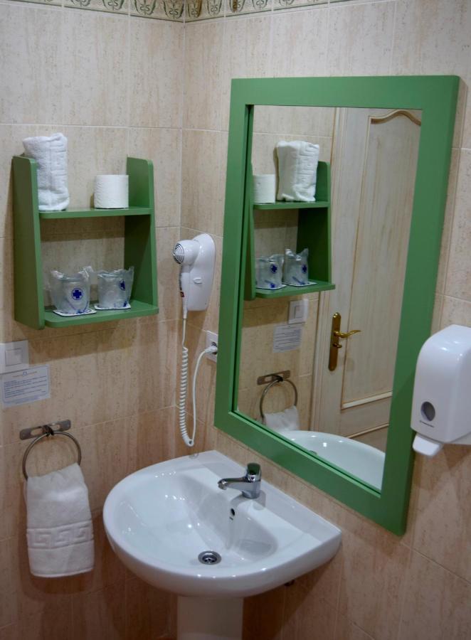 Twin Room - Pet Friendly,1195131262:JPEG