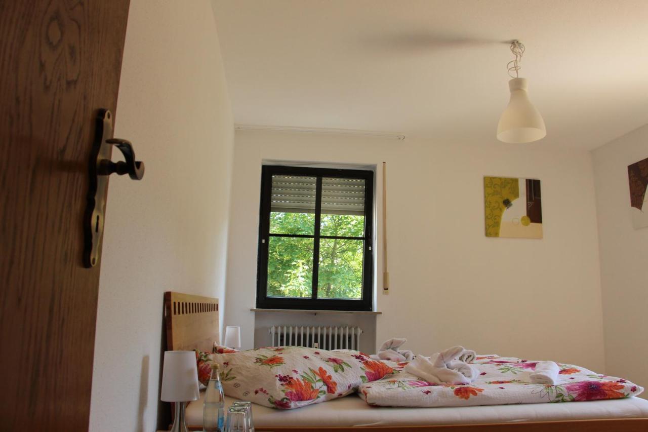 Doppelzimmer mit Balkon