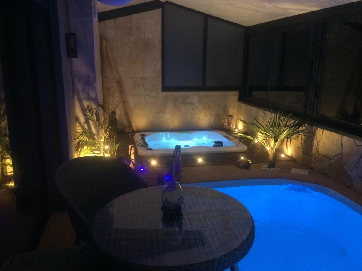 Suite Private Pool