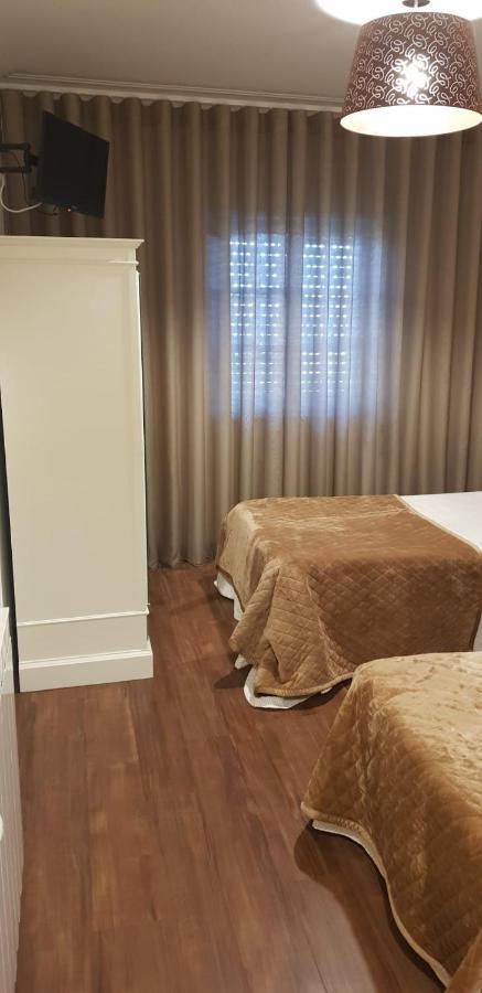 Twin Room Bathroom