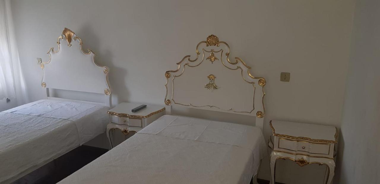 Twin Room Bathroom
