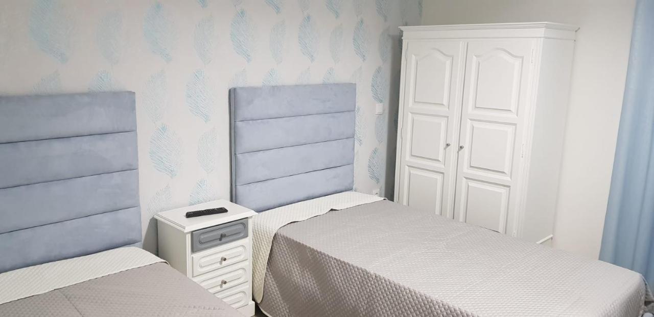 Twin Room Bathroom