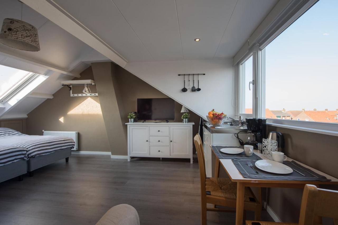 Double Room Private External Bathroom