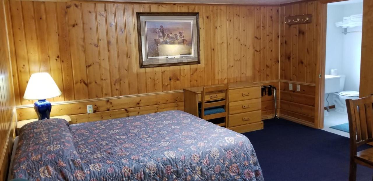 Deluxe Family Suite