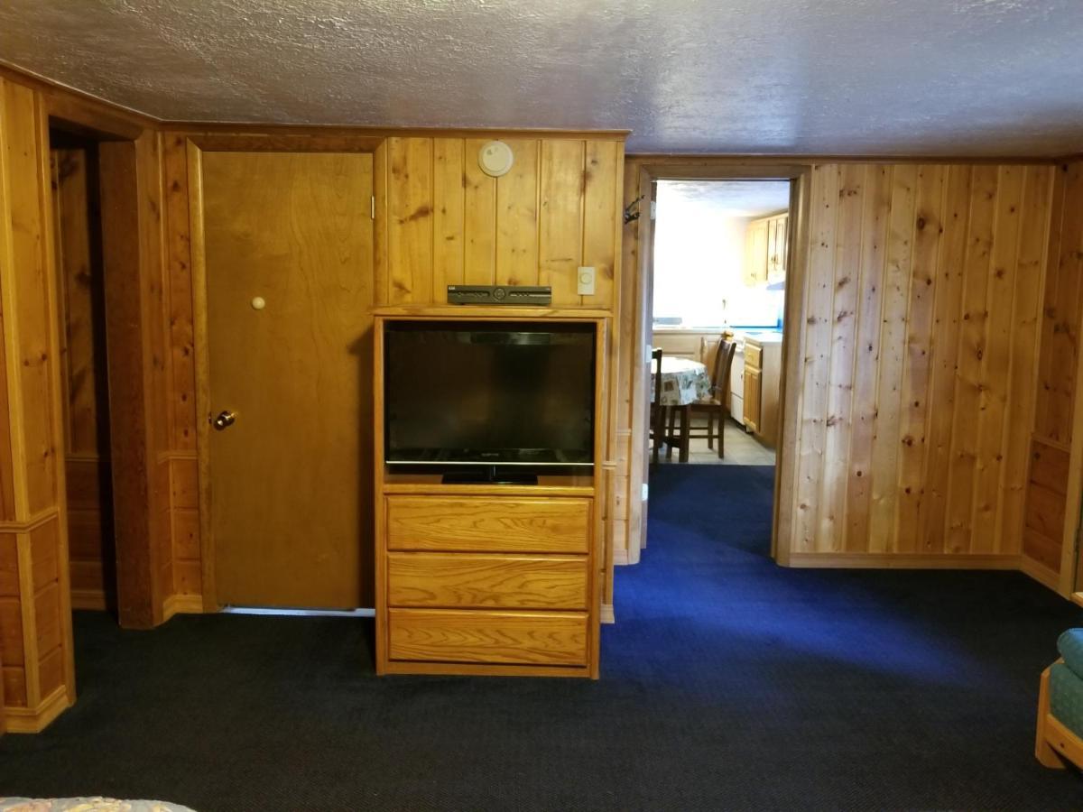 Deluxe Family Suite