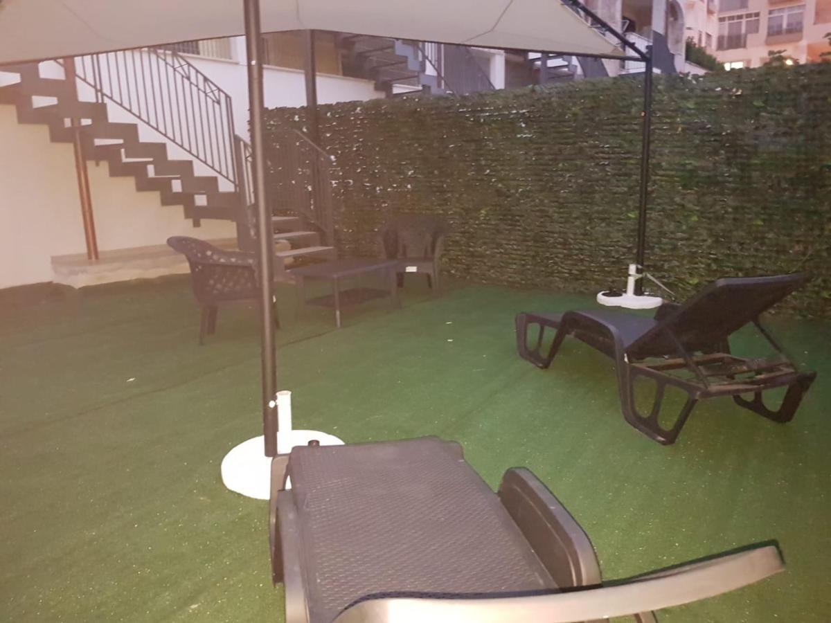 Queen Room Garden View