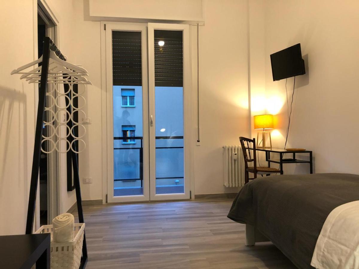 Single Room Balcony,1033378622:JPEG