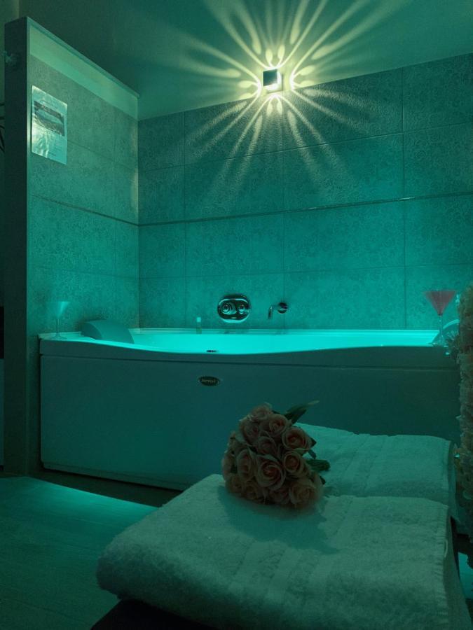 Deluxe Double Room Bath