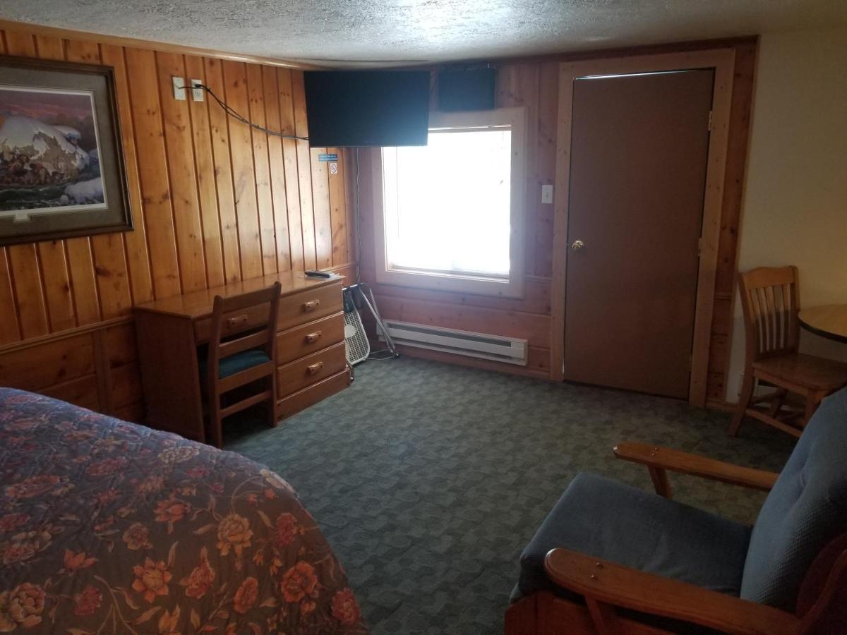 Queen Suite