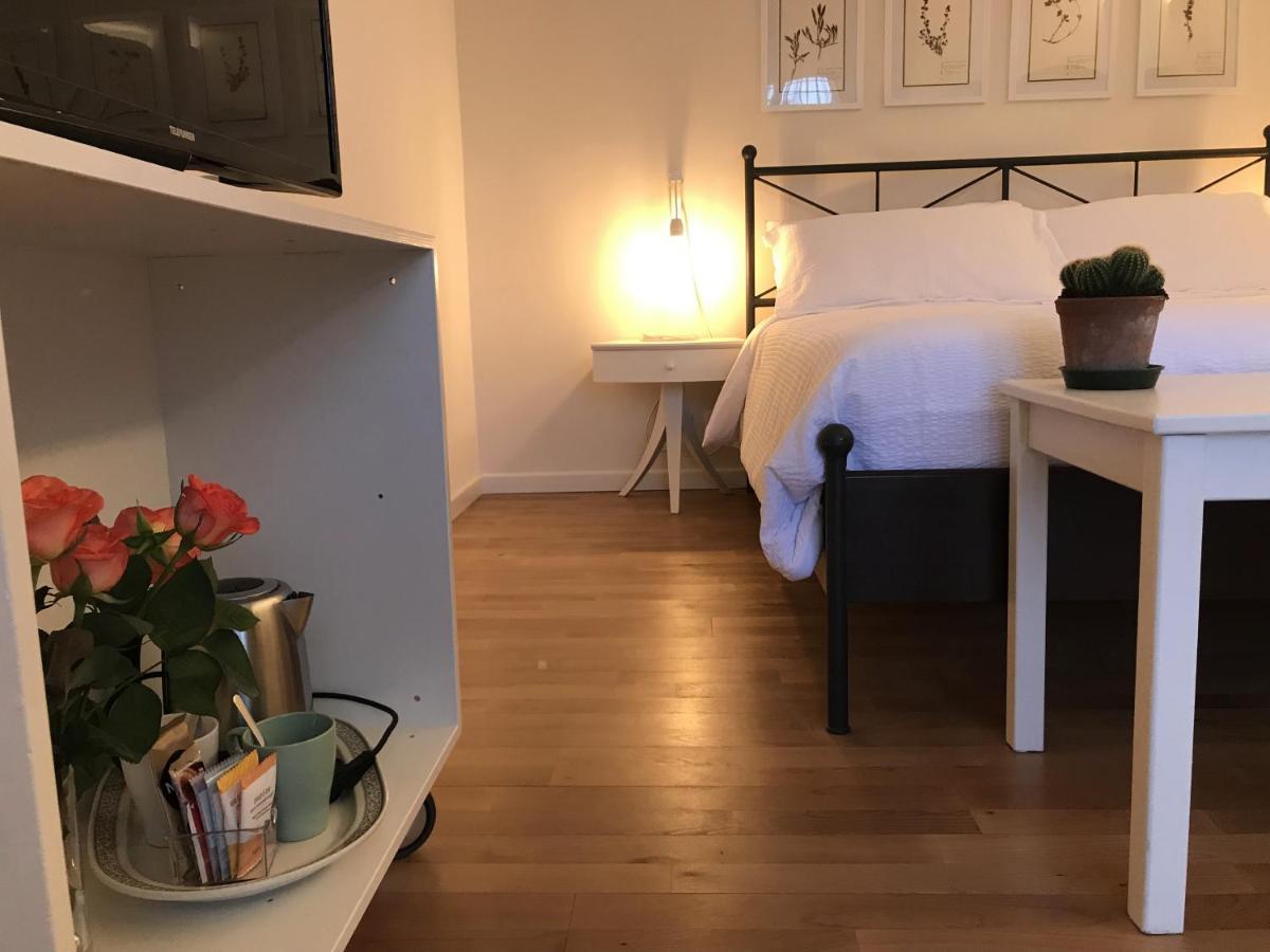 Double Room Private Bathroom