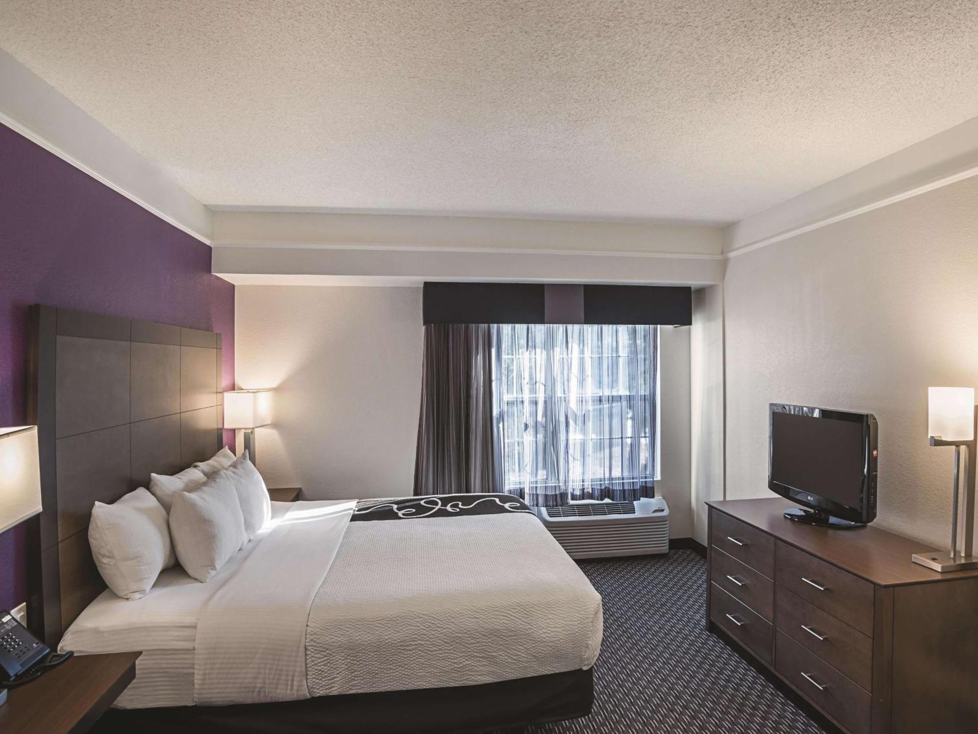 1 King Bed One-Bedroom Mobility Accessible Suite Tub w or Grab Bars Non-Smoking