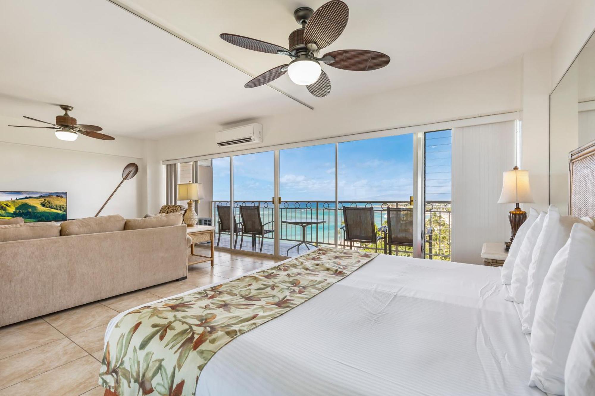 1-Bedroom Deluxe Ocean View Suite