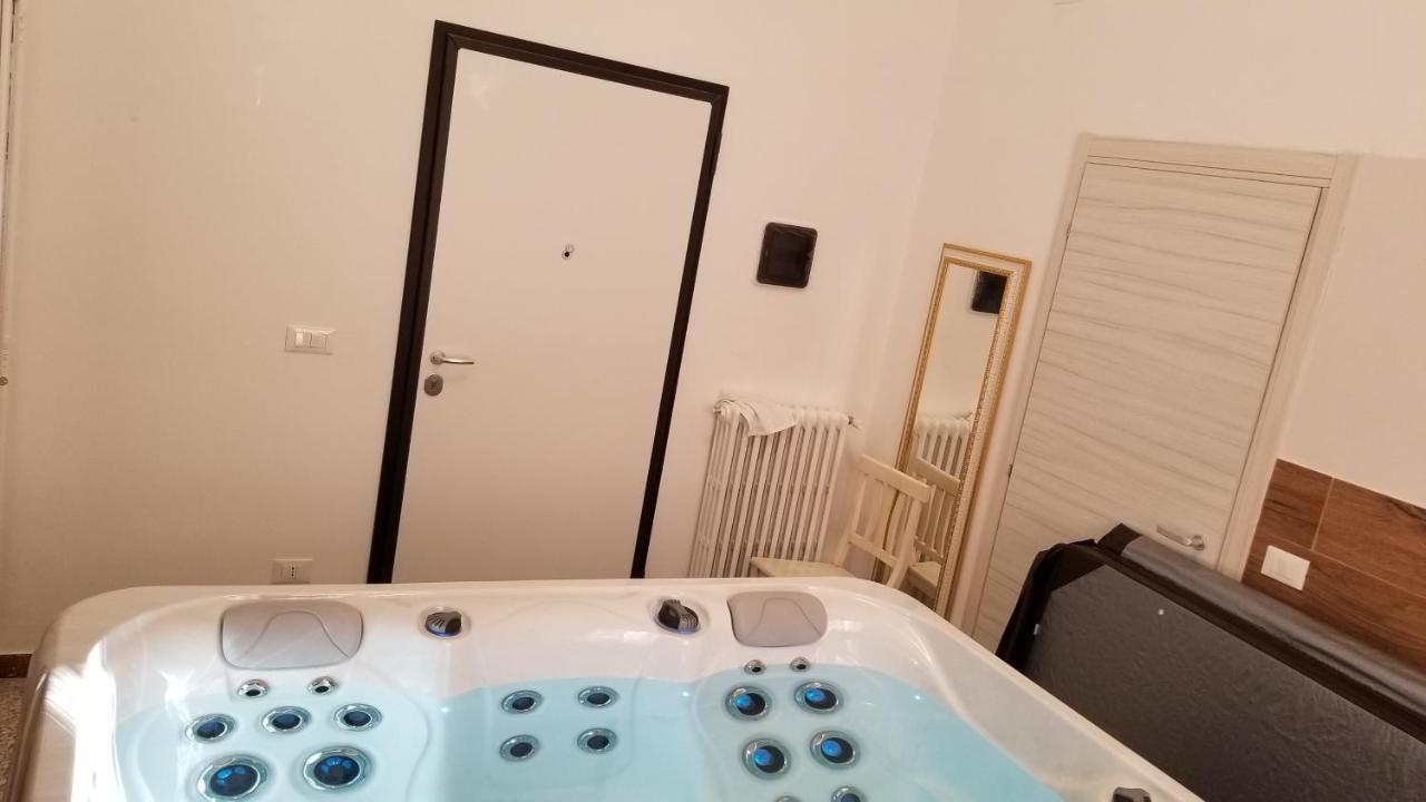 King Room Spa Bath