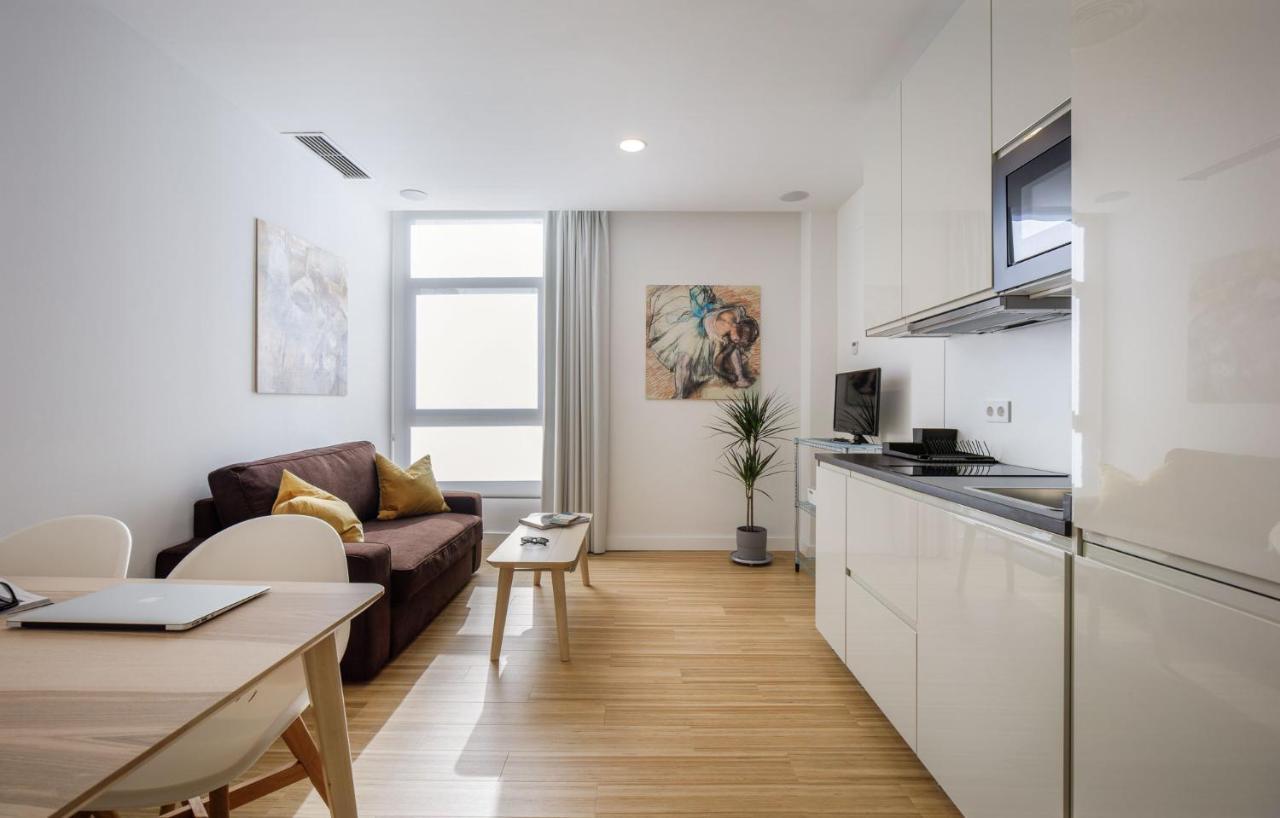 Apartamento com 1 Quarto