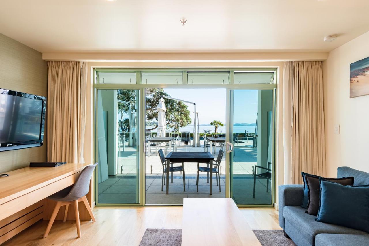 Poolside Studio Level One
